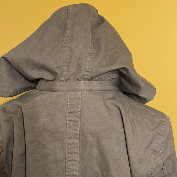 Hooded Jacket - Picture 3 of 5